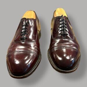 Johnston & Murphy Men’s Aristocrat  Cap Toe Color Burgundy size 9